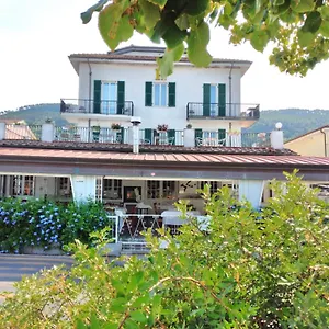 hotel-garden-ristorante-pizzeria.hotelitalianriviera.com/